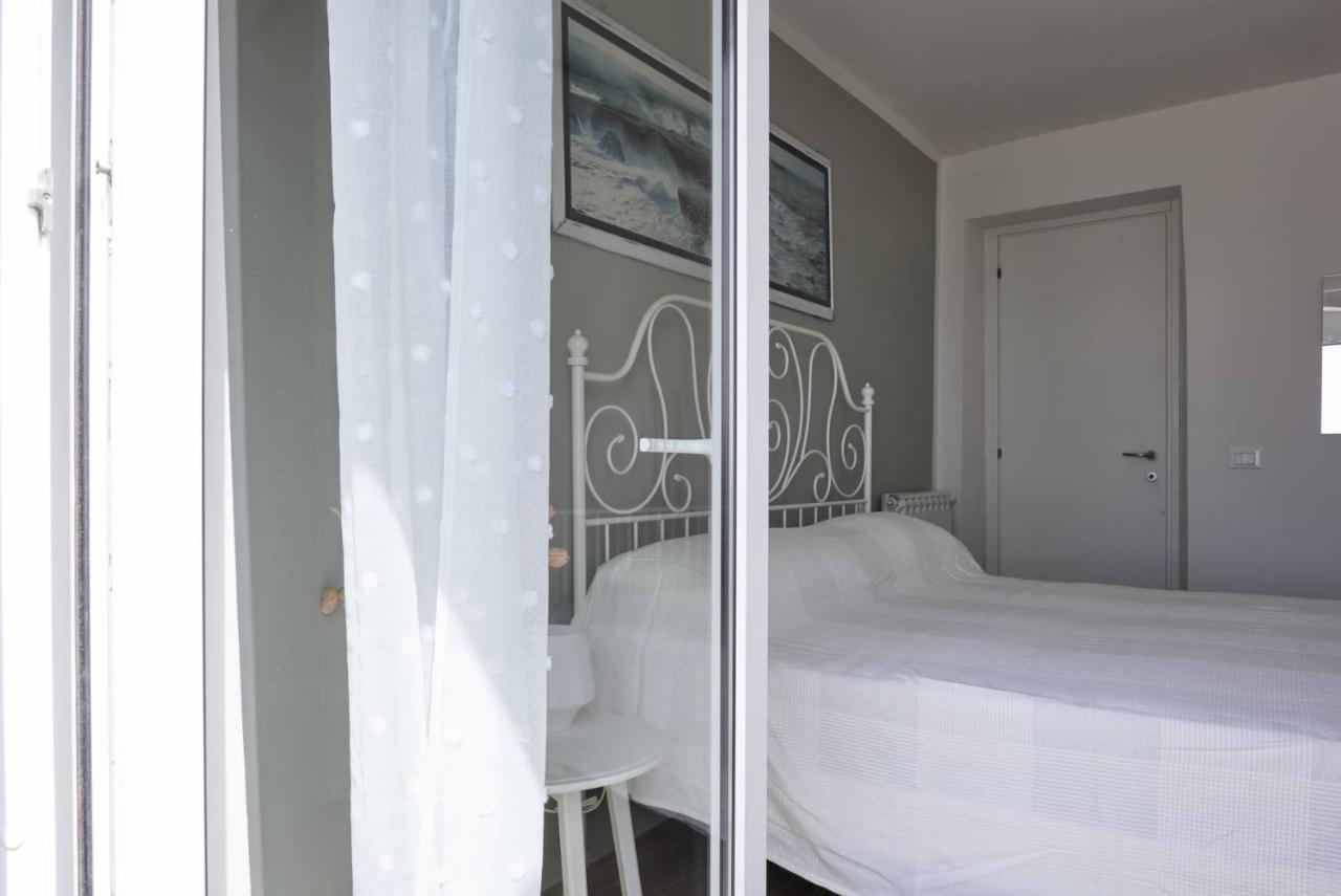 Marea Daire Lerici Dış mekan fotoğraf
